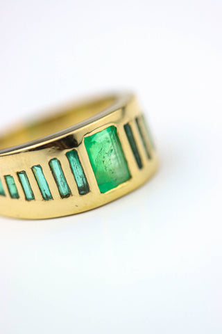 ANILLO ESMERALDAS + ORO 14K