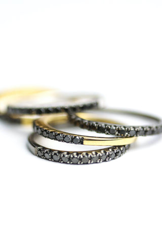 MEDIA CHURUMBELA ORO + DIAMANTES NEGROS