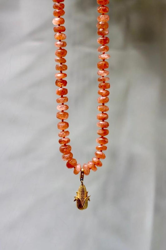 COLLAR PIEDRA SOL