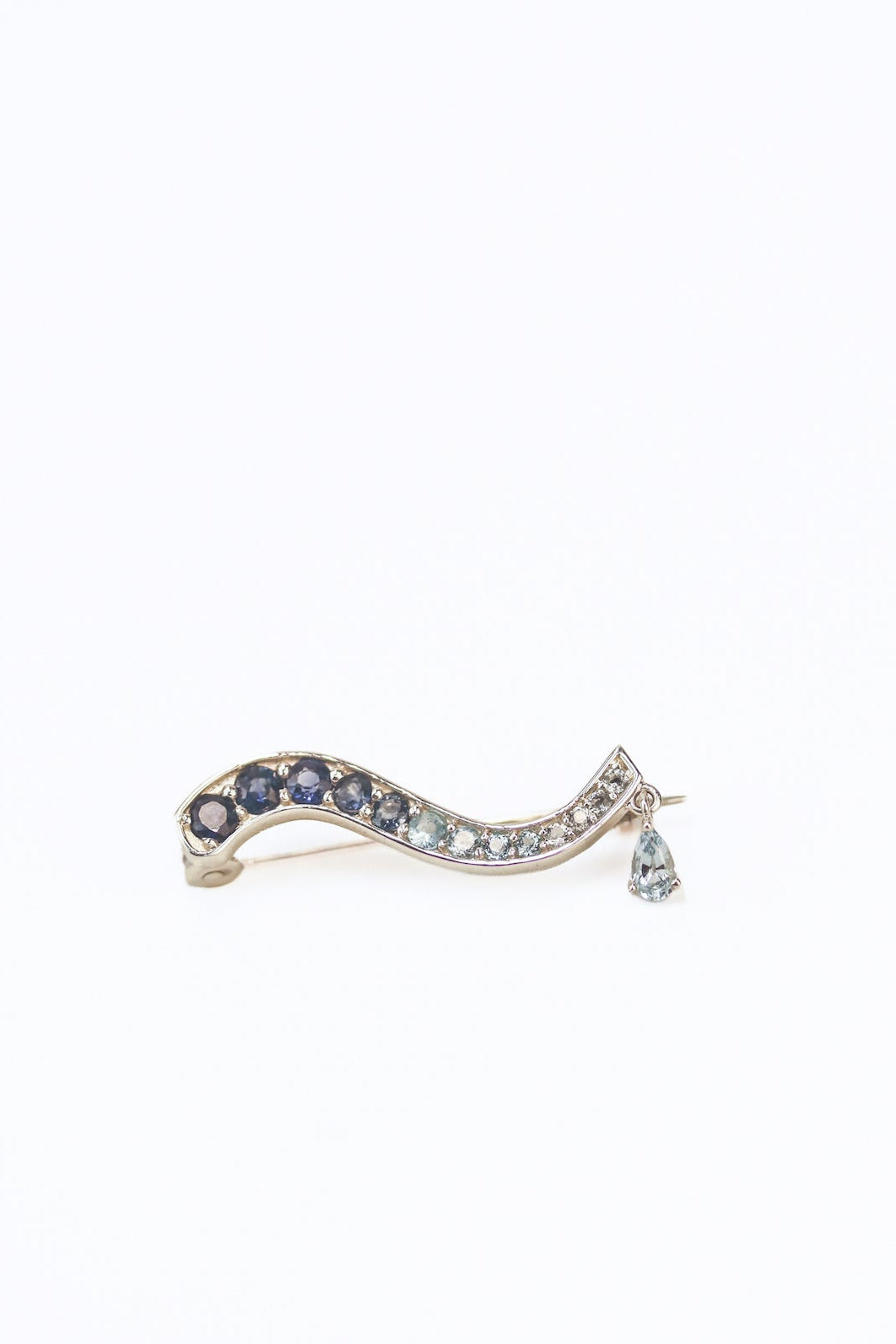 BROCHE OLA