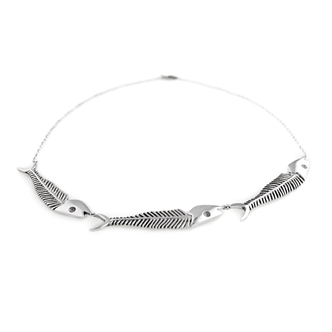 Collar triple esqueleto